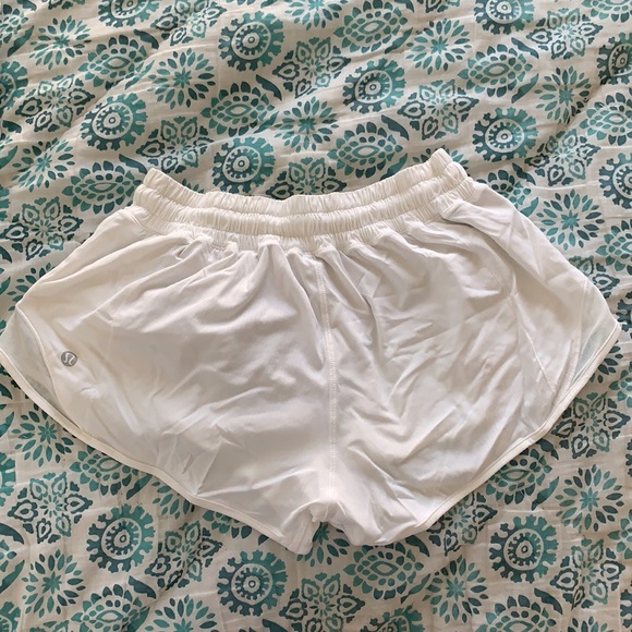 Lulu lemon shorts - Picture 2 of 4